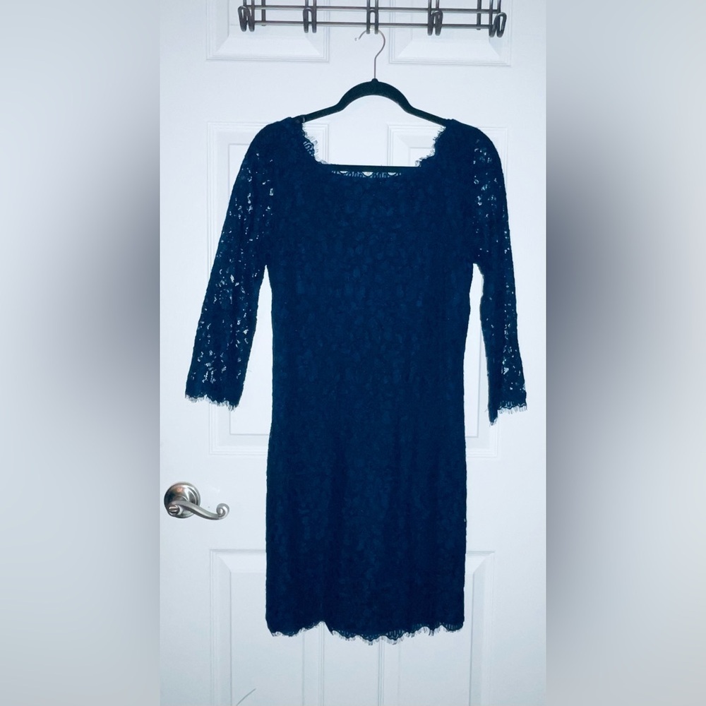 Diane von Furstenberg Navy Lace Long Sleeve Dress Zipper Embellishment 10